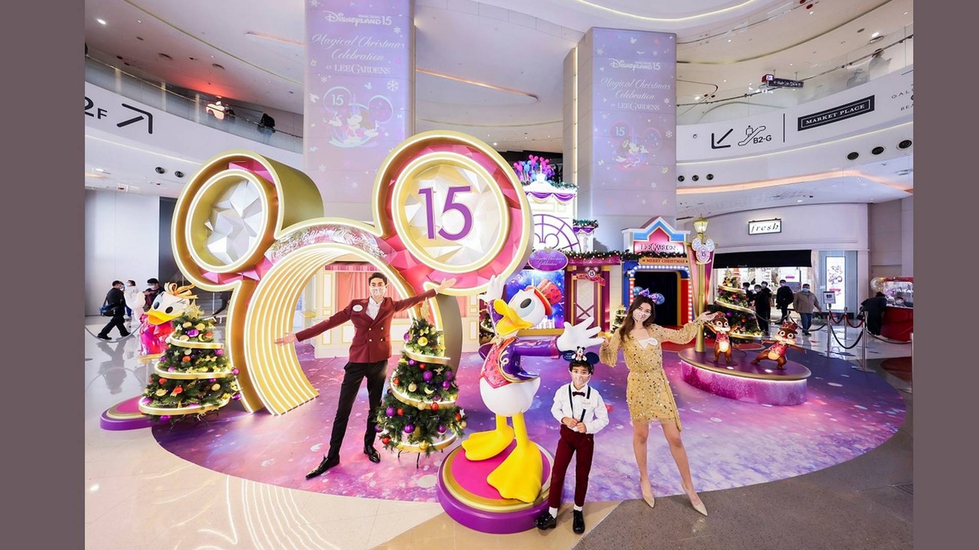 香港迪士尼樂園15周年：奇妙聖誕慶典 AT LEE GARDENS