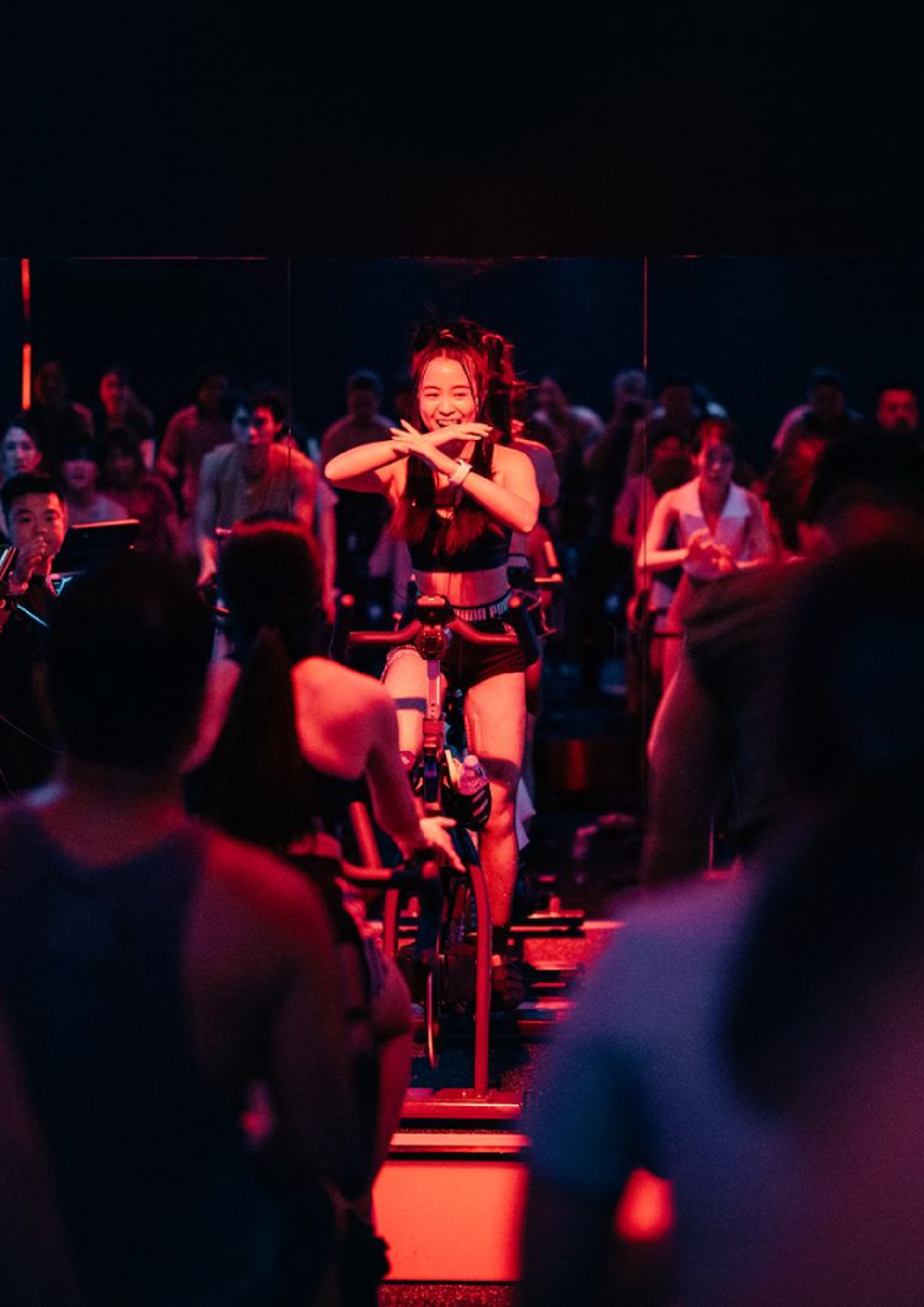 FOCUS CYCLE 全港首創indoor cycling studio 室內騎行 健身單車｜獨家33折試玩套票 $79/堂｜45分鐘消耗800卡路里的有氧運動｜尖沙咀