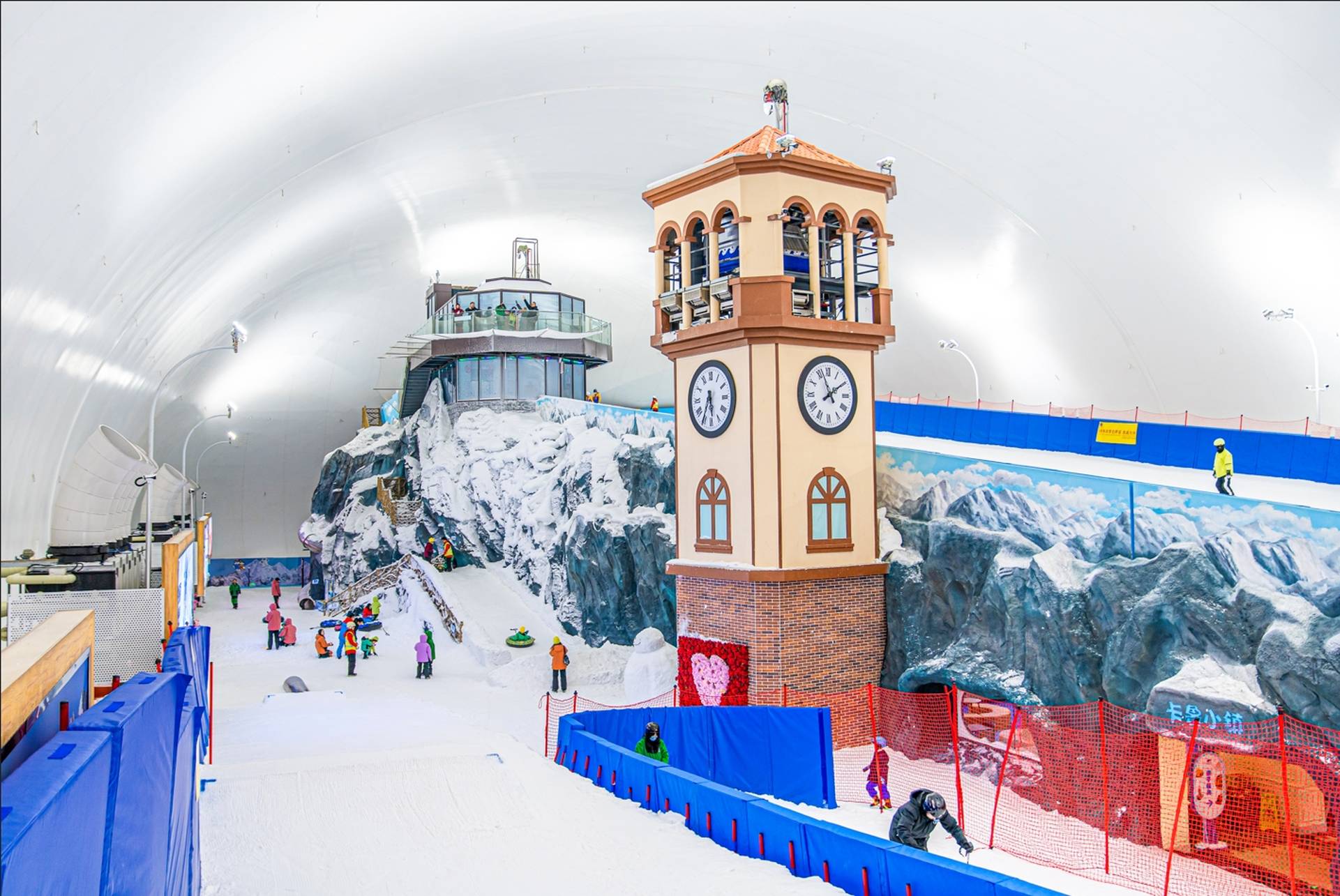 2小時家庭娛雪票（1位成人+1位小童）| 卡魯冰雪世界