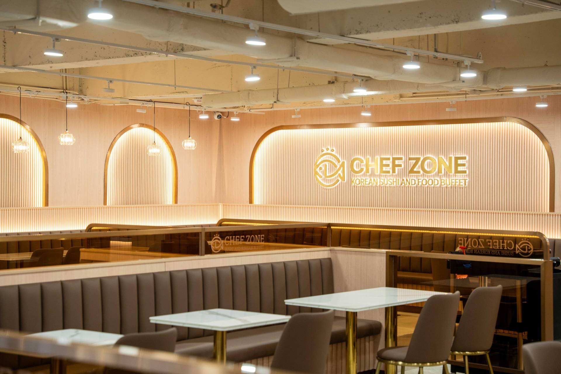 Chef Zone 全港首間韓國自助餐 | 獨家買三送一 | 任食醬油蟹、蝦、鮑魚、生牛肉紫菜飯卷及150+韓式美食！韓國人主理