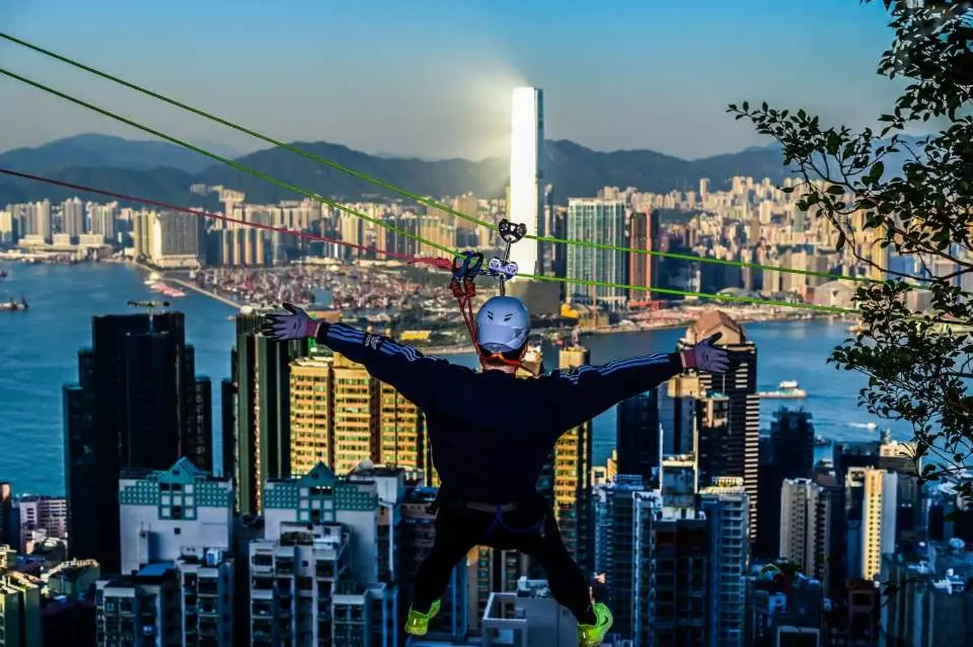 (01獨家限時-100)香港太平山飛索體驗|專業教練團隊|香港夜景