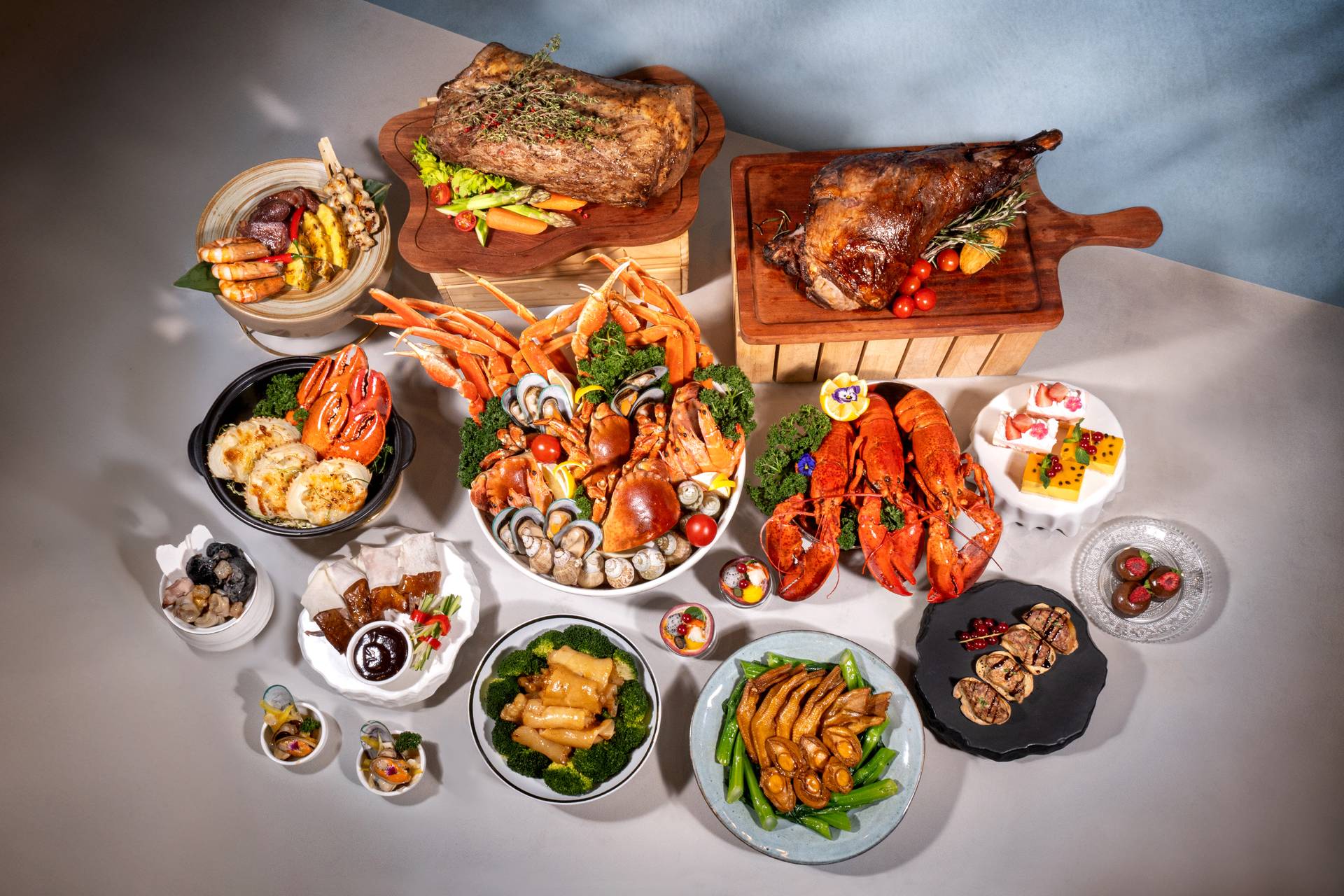 六國酒店自助晚餐快閃4折起｜華麗盛宴‧自助晚餐 龍蝦･扣鮑魚主題｜自助餐優惠2026