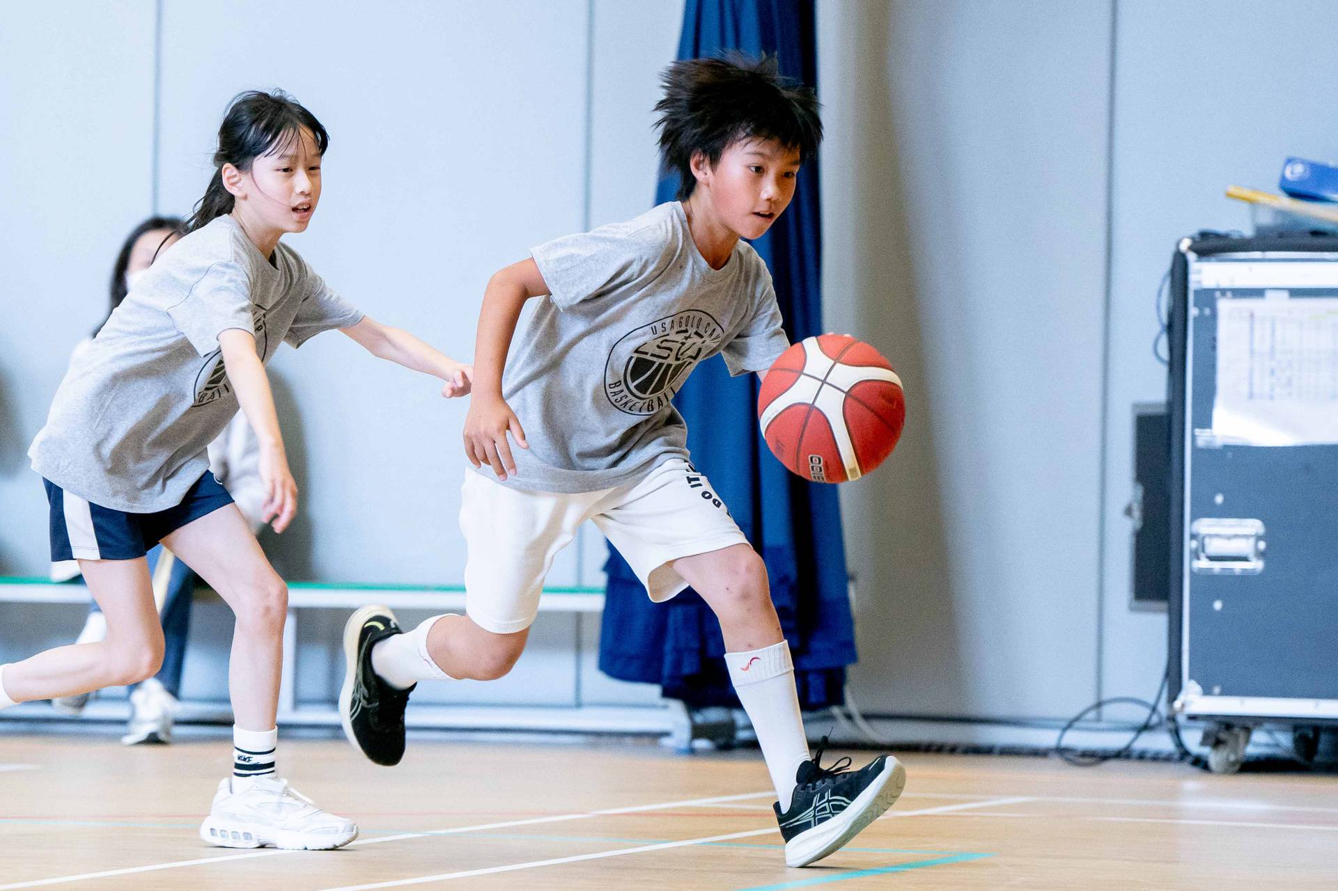 adidas x ASG復活節籃球營 2026｜攻防戰術（英語授課）｜11 - 15 歲｜適合任何初學學員｜早鳥8折 包球⾐、證書｜藍田